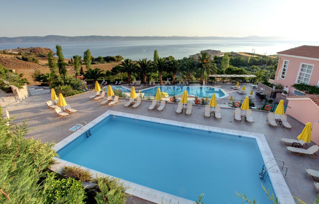 Sunrise Resort Hotel Mithimna Luaran gambar